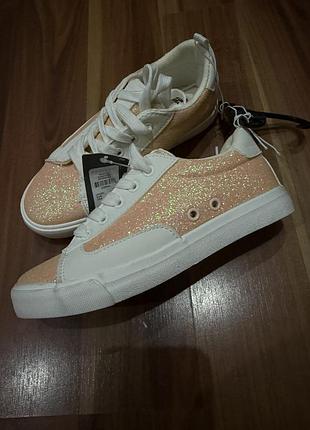 Кроссовки детские р.33/34(22 см)