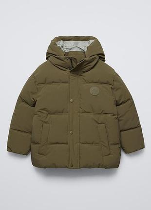 Зимняя теплая куртка zara с капюшоном (непромокает)