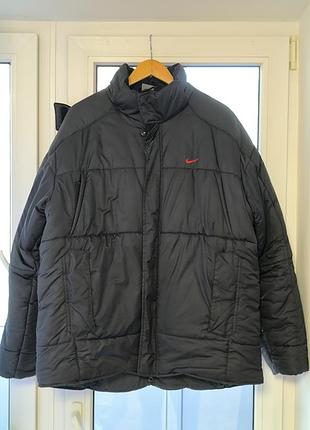 Продам куртку пуховик that nike