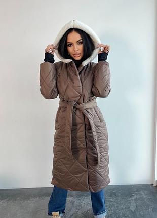 Жіноча тепла куртака пальто зимова тканина плащівка стьобана синтепон 250 еко хутро