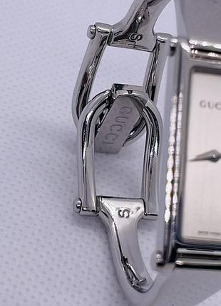 Женские часы gucci 1500l swiss made — размер s