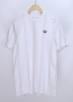 Стильна футболка adidas Black в полоску