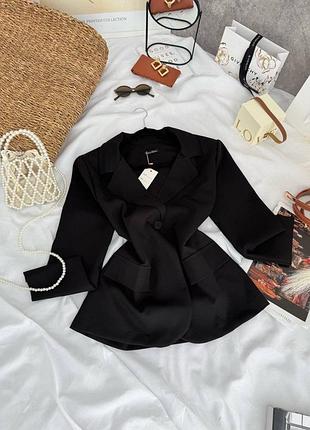 Жіночий базовий класичний діловий піджак тканина костюмка чорний