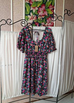 Красиве натуральне плаття в квіти next.