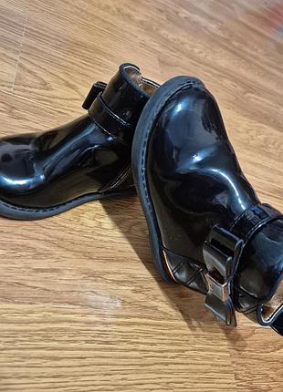Черевички черевики сапоги  лакові