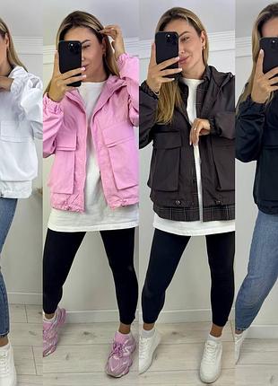 285 куртка свободного прямого кроя на подкладе, с капюшоном (с фиксирующими фиксаторами), с двумя карманами, манжет рукава на резинке, понизу и