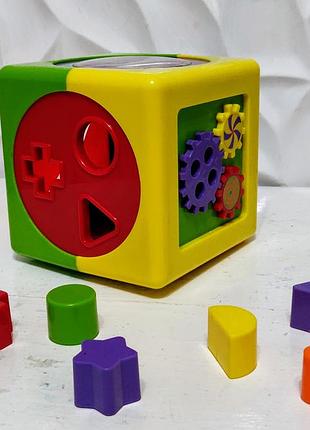 Бизикуб развивающая игрушка