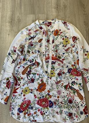 Жіноча блузка