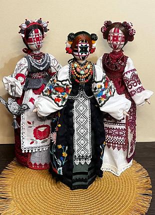 Яскрава панночка 3