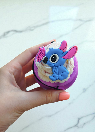 Котелок с пудрой для ванны внутри и пеной с игрушкой извне