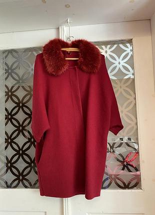 Жіночий кардиган , пальто