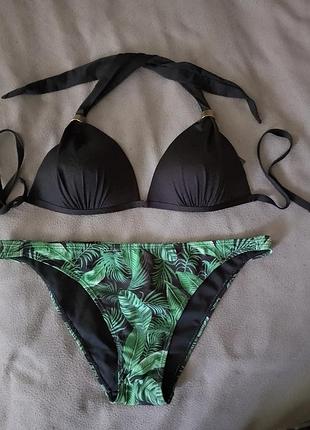 Раздельный купальник.