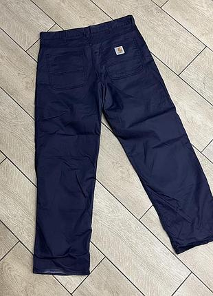 Штаны carhartt. размер 34/32. на одной штанине внизу затерто.