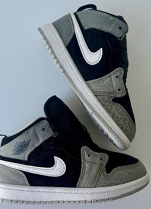 Кросівки на хлопчика nike jordan