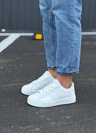 🖍жіночі кросівки.