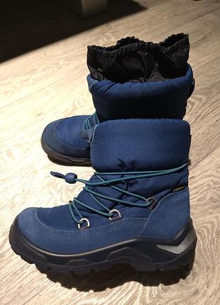 Продам зимние ессо р.30 стелька 19см - 19,5см. что новые.