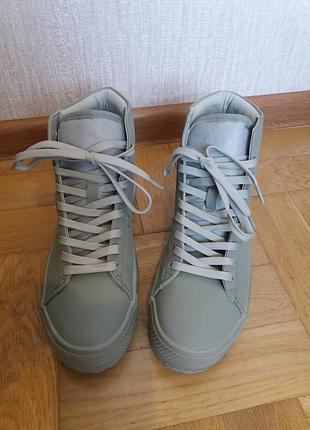 Черевики, хайтопи zara  39- 39.5 р. туреччина.