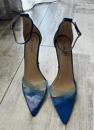 Жіночі босоніжки