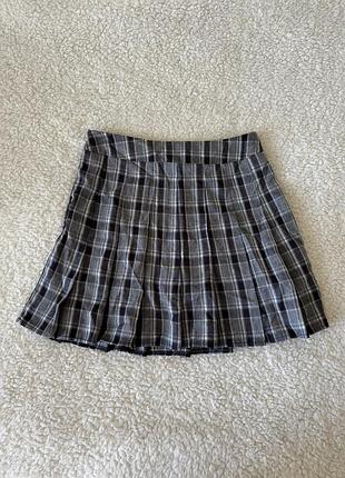 Клетчатая юбка с шортиками shein