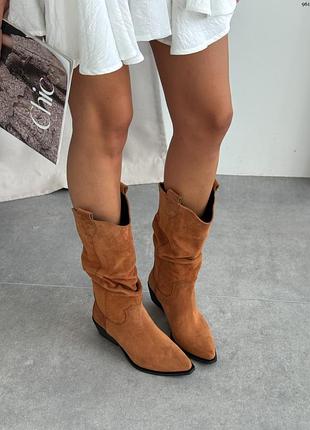 Замшевые женские сапоги козаки