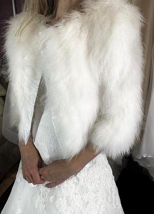 Весільні сукні та балеро