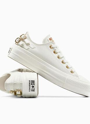 Кеди жіночі converse, оригінал з сайту, 41 розмір, на стопу 26см. нові, жодного разу не ношені, купляла для себе але не підійшов розмір.