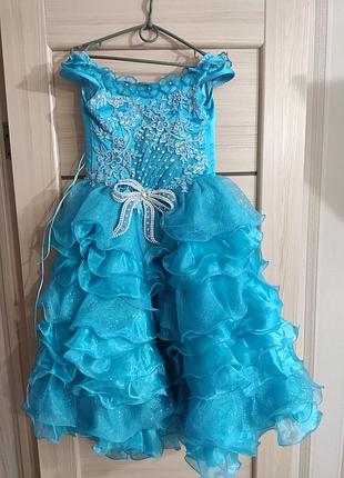 Детское вечернее платье, очень красивое