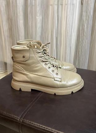 Ботинки женские полусапожки сапоги классные стильные на байке утеплённые красивые удобные практичные