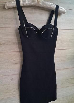Черное платье bershka xs черное утягивающее платье bershka