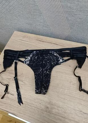 Красивые трусики с подтяжками для чулок