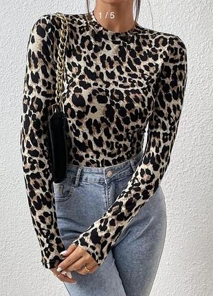 Кофтинка кофта лонгслів у леопардовий принт анімалістичний принт