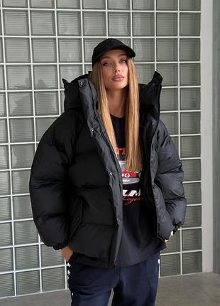 Дутый стеганый пуховик пуффер с капюшоном