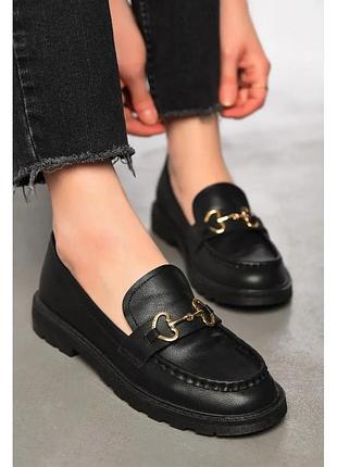 Лофери жіночі