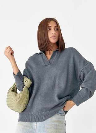 В'язаний однотонний светр-поло джемпер