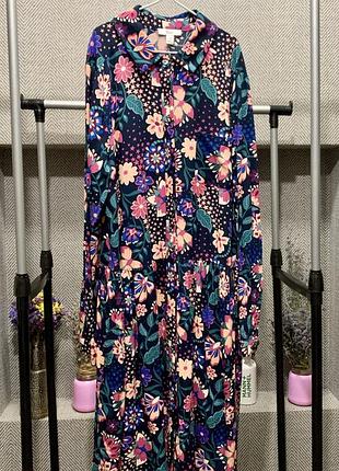 Сукня-сорочка на гудзиках в квітковий принт