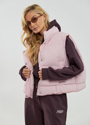 Тёплая женская жилетка на молнии