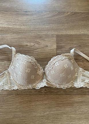 Бюстгальтер