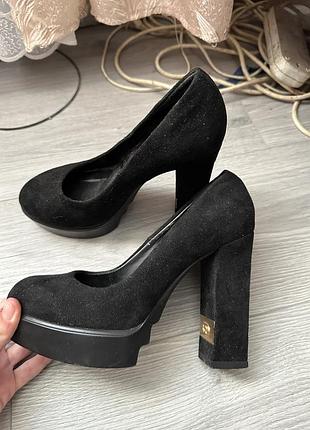 Туфлі / каблуки замшеві