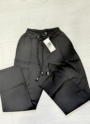 Жіночі штани чорні xs