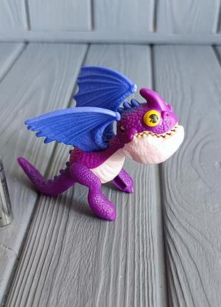 Фигурка дракона, как приручить дракона с mcdonald's