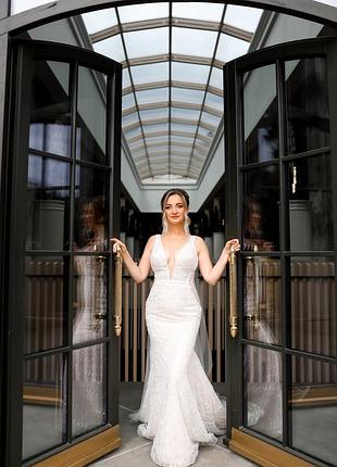 Весільна сукня pollardi для низького росту