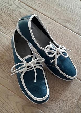 Шкіряні жіночі макасіни