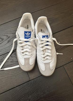 Adidas samba