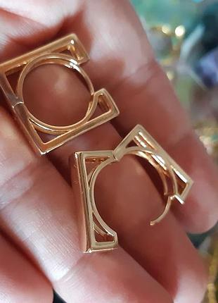 Серьги квадрат кольцо 😉на застежке