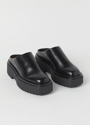 Чорні мюлі h&m