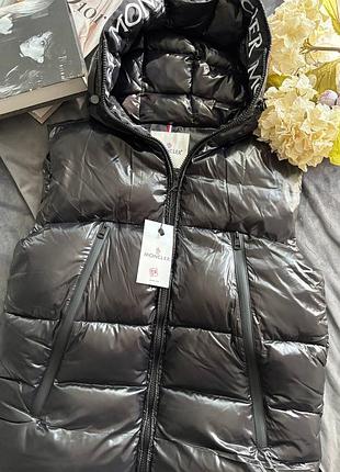 Жилетка монклер в наявності