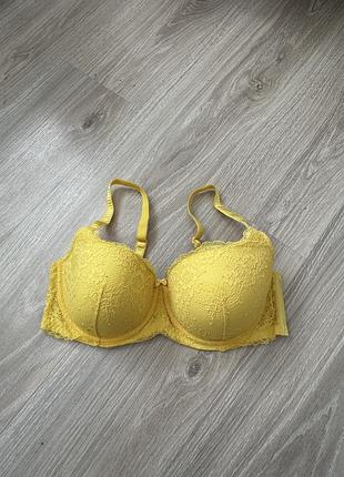 Бюстгальтер