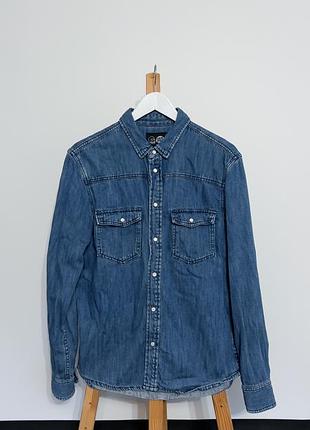 Джинсова синя сорочка. джинсова рубашка на кнопках