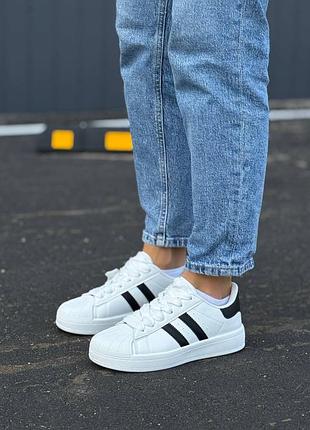 🖍жіночі кросівки.