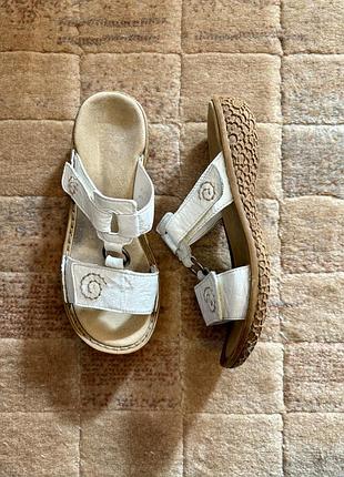Шкіряні, мʼякі, комфортні сандалі-босоніжки в ідеальному стані)